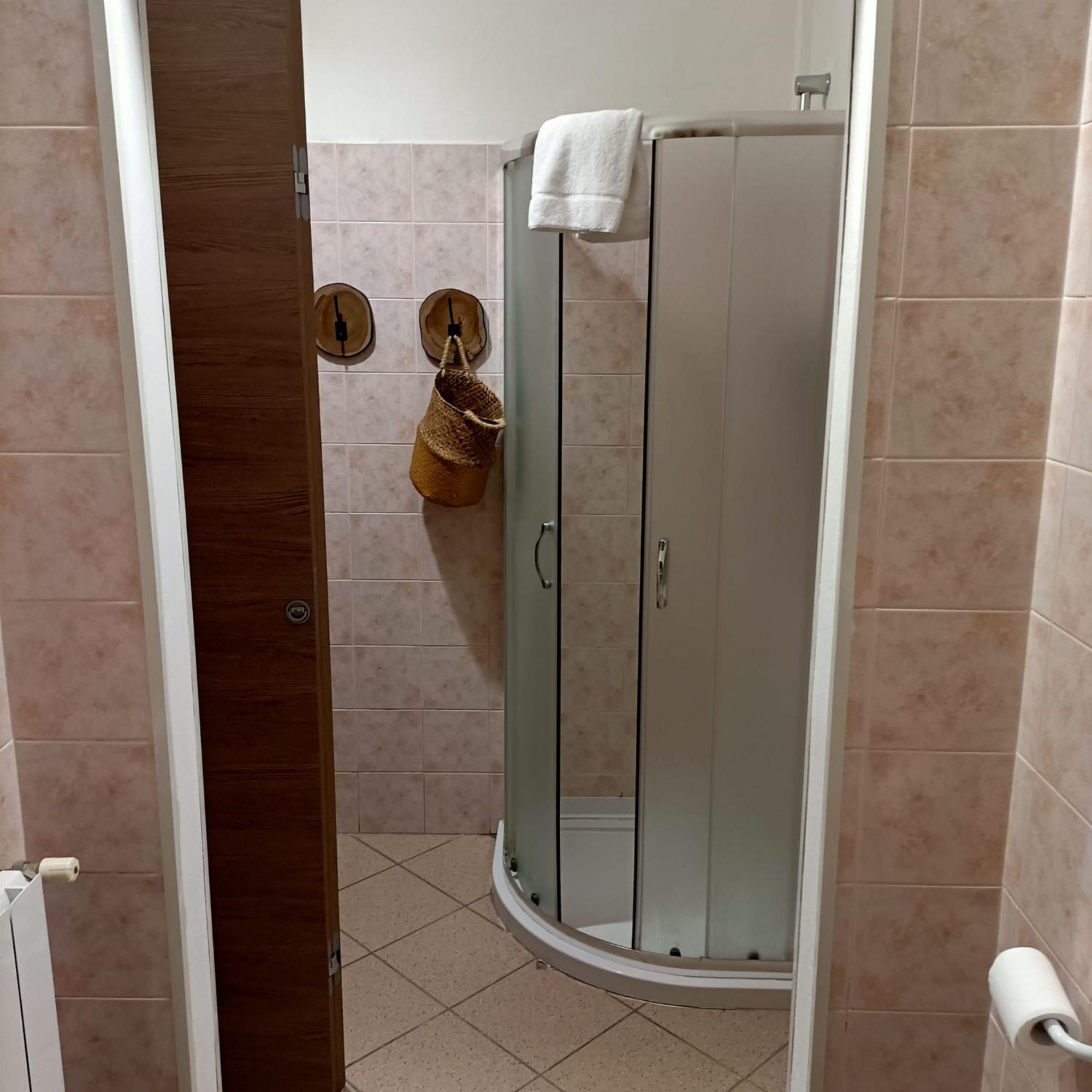 Labandabassottiferrara Monestirolo Exteriör bild